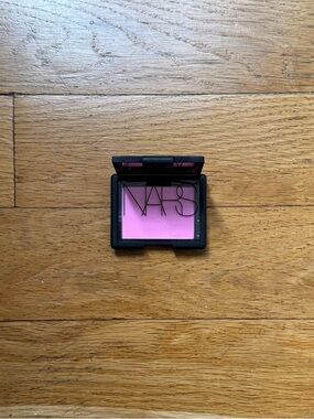 NARS Cosmetics ‘Gaiety’ blush